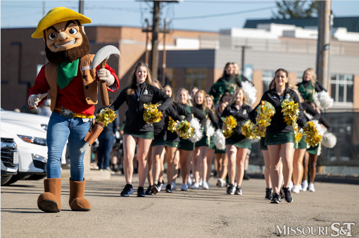 Homecoming parade